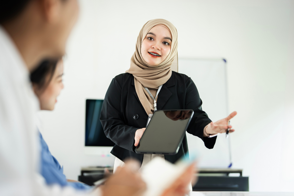Educator or speaker presenting health information